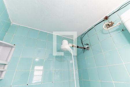 Banheiro de casa para alugar com 1 quarto, 60m² em Vila Liviero, São Paulo