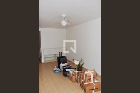 Sala de apartamento à venda com 2 quartos, 60m² em Moinho Velho, São Paulo