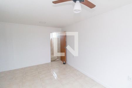 Sala de apartamento para alugar com 2 quartos, 72m² em Marechal Hermes, Rio de Janeiro