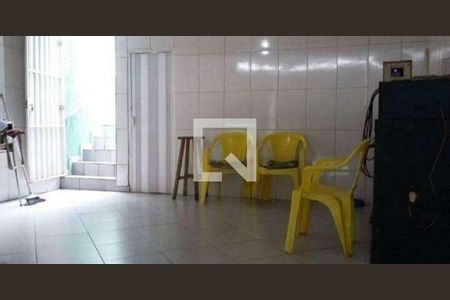 Casa à venda com 2 quartos, 260m² em Jardim do Estádio, Santo André