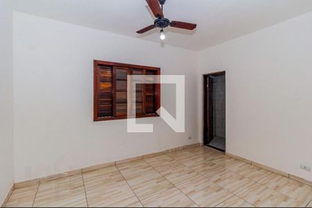 Casa à venda com 6 quartos, 250m² em Jardim Regis, São Paulo