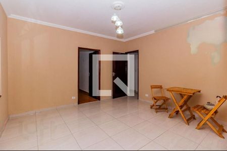 Casa à venda com 6 quartos, 250m² em Jardim Regis, São Paulo