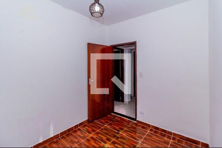 Casa à venda com 6 quartos, 250m² em Jardim Regis, São Paulo