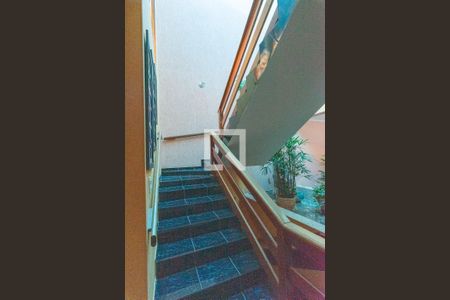 Escadas para os Quartos de casa à venda com 3 quartos, 359m² em Jardim do Vovô, Campinas