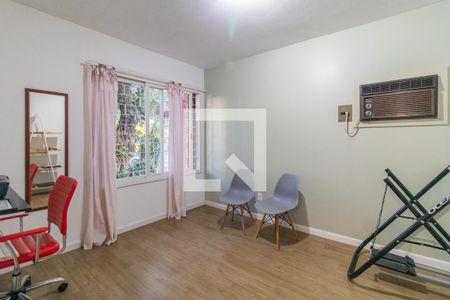 Quarto 1 de casa à venda com 5 quartos, 129m² em Teresópolis, Porto Alegre