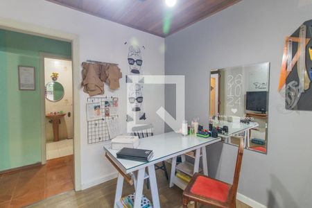 Quarto 2 de casa à venda com 5 quartos, 129m² em Teresópolis, Porto Alegre