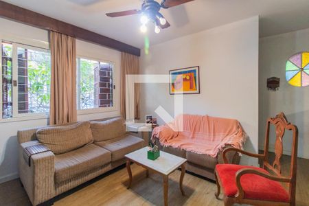 Sala de casa à venda com 5 quartos, 129m² em Teresópolis, Porto Alegre