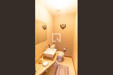 Lavabo de apartamento para alugar com 3 quartos, 120m² em Santa Rosa, Niterói