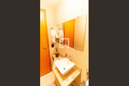 Lavabo de apartamento para alugar com 3 quartos, 120m² em Santa Rosa, Niterói