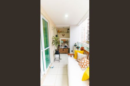 Varanda de apartamento para alugar com 3 quartos, 120m² em Santa Rosa, Niterói