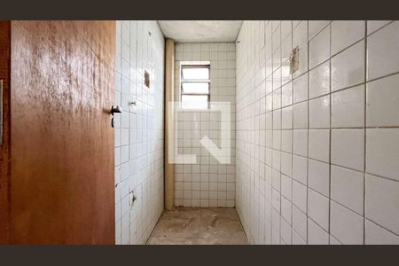 Casa à venda com 5 quartos, 185m² em Santo Antônio, Belo Horizonte