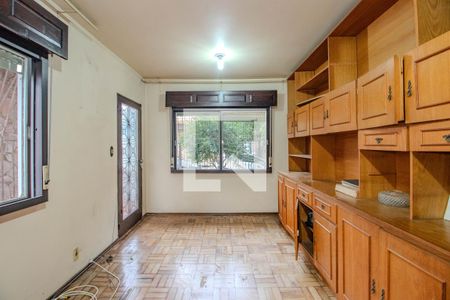 Sala de casa à venda com 3 quartos, 300m² em Passo das Pedras, Porto Alegre