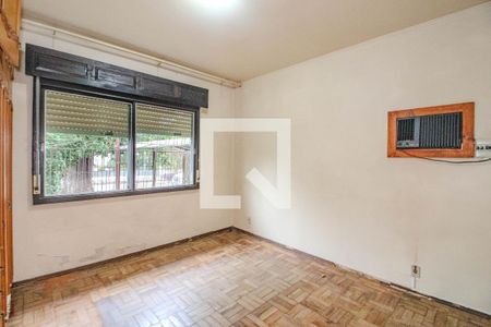 Quarto 1 de casa à venda com 3 quartos, 300m² em Passo das Pedras, Porto Alegre