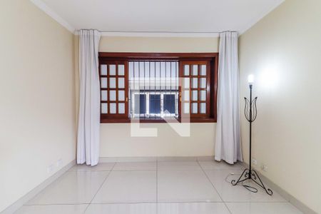 Sala de casa à venda com 3 quartos, 150m² em Rio Pequeno, São Paulo