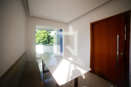 Sala de apartamento à venda com 3 quartos, 115m² em Renascença, Belo Horizonte