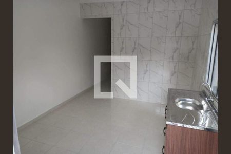 Casa à venda com 5 quartos, 212m² em Condomínio Maracanã, Santo André