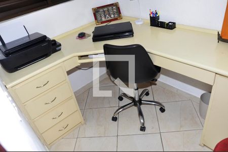 Escritório de casa à venda com 3 quartos, 110m² em Jardim Sao Jose, São Paulo