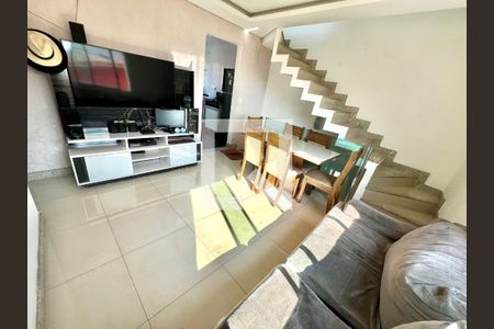 Sala de apartamento para alugar com 3 quartos, 140m² em Santa Amelia, Belo Horizonte