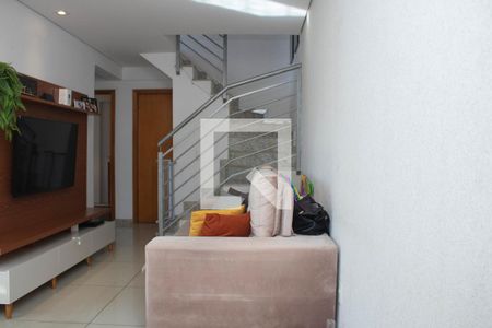 Sala de apartamento à venda com 3 quartos, 150m² em Cachoeirinha, Belo Horizonte