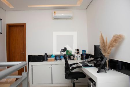 Escritório de apartamento à venda com 3 quartos, 150m² em Cachoeirinha, Belo Horizonte