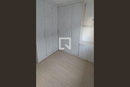 Casa à venda com 2 quartos, 115m² em Vila Ivone, São Paulo