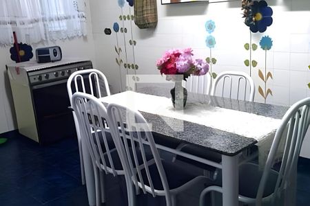 Casa à venda com 3 quartos, 260m² em Jardim Analia Franco, São Paulo