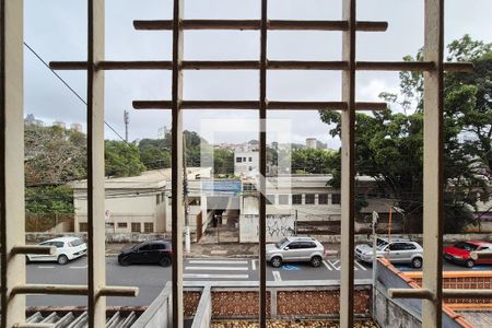 Vista de casa à venda com 3 quartos, 182m² em Jardim Olavo Bilac, São Bernardo do Campo