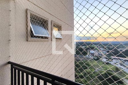 Varanda de apartamento à venda com 3 quartos, 77m² em Morada das Vinhas, Jundiaí