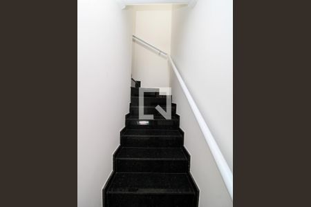 Sala - Escada de casa à venda com 3 quartos, 100m² em Vila Sabrina, São Paulo