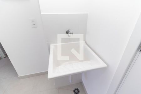 Sala/Cozinha de apartamento para alugar com 2 quartos, 33m² em Fazenda Aricanduva, São Paulo