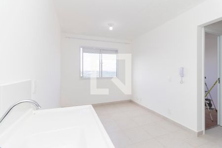 Sala/Cozinha de apartamento para alugar com 2 quartos, 33m² em Fazenda Aricanduva, São Paulo