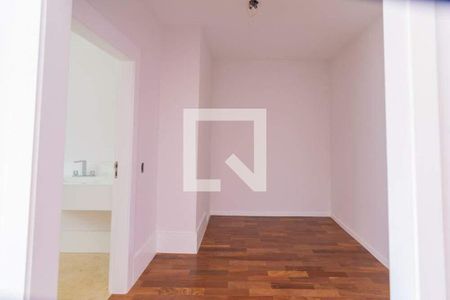 Casa de Condomínio à venda com 4 quartos, 650m² em Loteamento Alphaville Campinas, Campinas