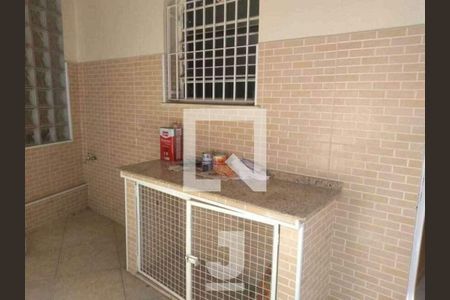 Casa à venda com 4 quartos, 335m² em Guarani, Campinas