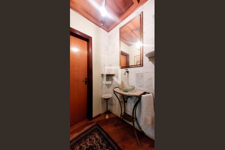 Lavabo de casa de condomínio à venda com 5 quartos, 528m² em Loteamento Alphaville Campinas, Campinas