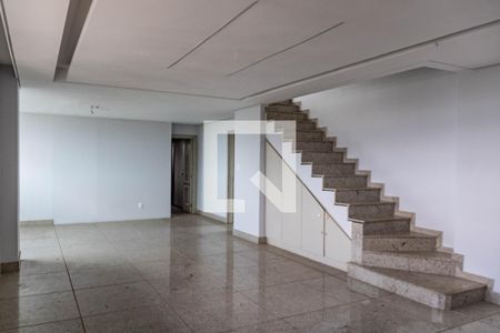 Sala de apartamento para alugar com 3 quartos, 388m² em Belvedere, Belo Horizonte