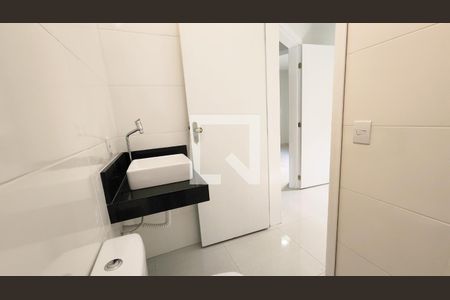 Banheiro da Suíte de casa à venda com 3 quartos, 81m² em Residencial Santa Giovana, Jundiaí