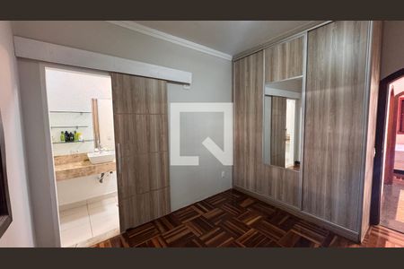 Quarto 1 de casa à venda com 3 quartos, 270m² em Jardim Novo Campos Elíseos, Campinas