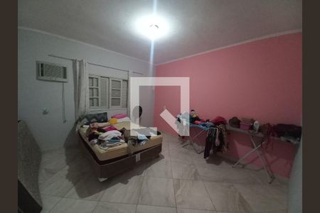 Quarto 2 de casa para alugar com 2 quartos, 60m² em Parque Bitaru, São Vicente