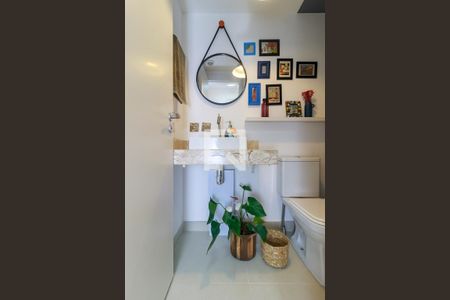 Lavabo de apartamento à venda com 2 quartos, 71m² em Jardim Caravelas, São Paulo