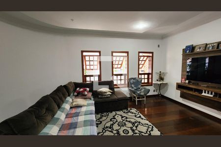 Sala de casa à venda com 3 quartos, 330m² em Jardim Santa Gertrudes, Jundiaí