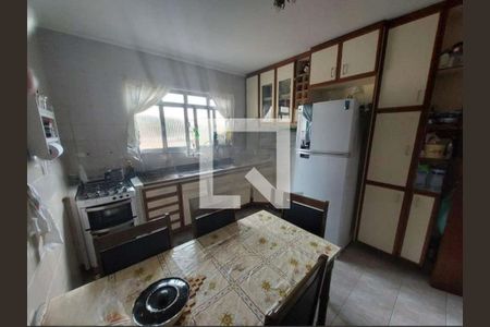 Cozinha de casa para alugar com 2 quartos, 230m² em Jardim Ester, São Paulo