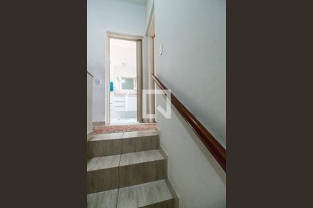 Escada de casa à venda com 2 quartos, 125m² em Jardim Esperanca, Barueri