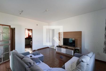 Sala de casa para alugar com 3 quartos, 1068m² em Glória, Belo Horizonte