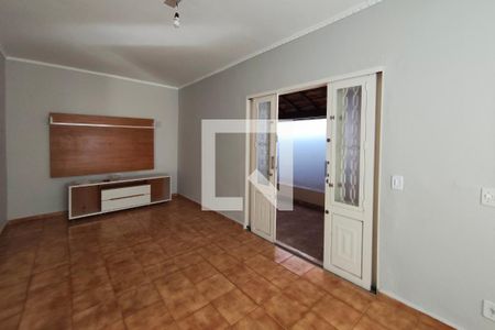 Sala de Estar de casa à venda com 3 quartos, 295m² em Vila Marieta, Campinas
