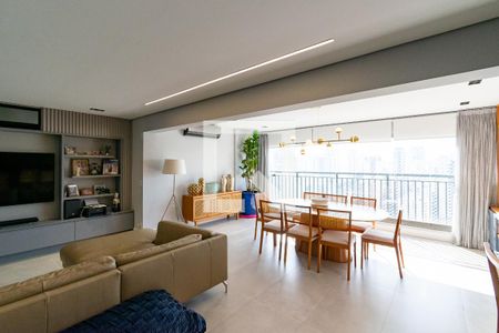 Sala de apartamento para alugar com 3 quartos, 240m² em Jardim Prudência, São Paulo