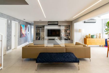 Sala de apartamento para alugar com 3 quartos, 240m² em Jardim Prudência, São Paulo