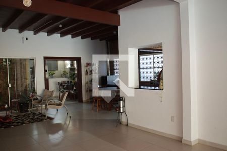 Sala de casa para alugar com 4 quartos, 232m² em Vicentina, São Leopoldo