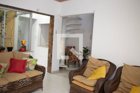 Sala 2 de casa para alugar com 4 quartos, 232m² em Vicentina, São Leopoldo