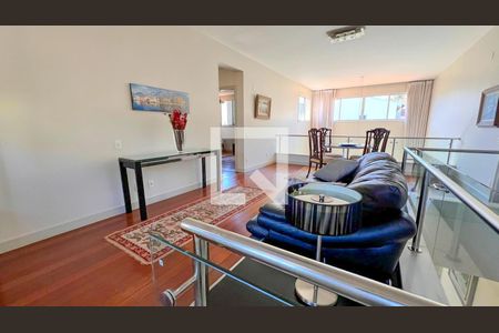 Sala de casa de condomínio à venda com 5 quartos, 400m² em Alphaville, Nova Lima