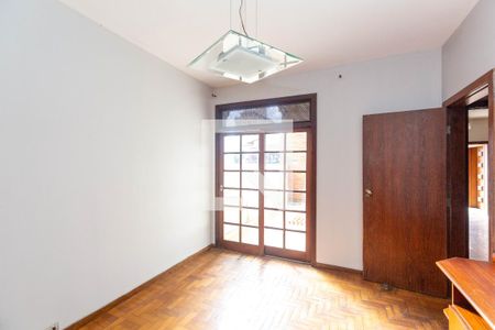 Quarto 1 de casa para alugar com 3 quartos, 300m² em Alto Barroca, Belo Horizonte